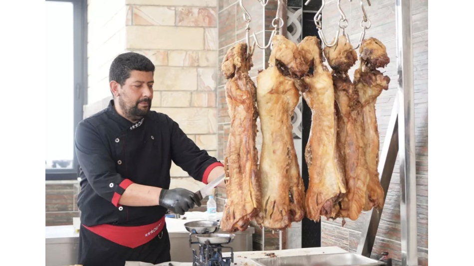 Muş Büryanı Lezzetiyle Büyülüyor: 6 Saatte Hazırlanıyor, Sofraların Vazgeçilmezi Oluyor